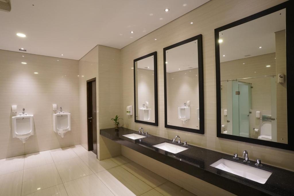 Java Heritage Hotel Пурвокерто Екстериор снимка